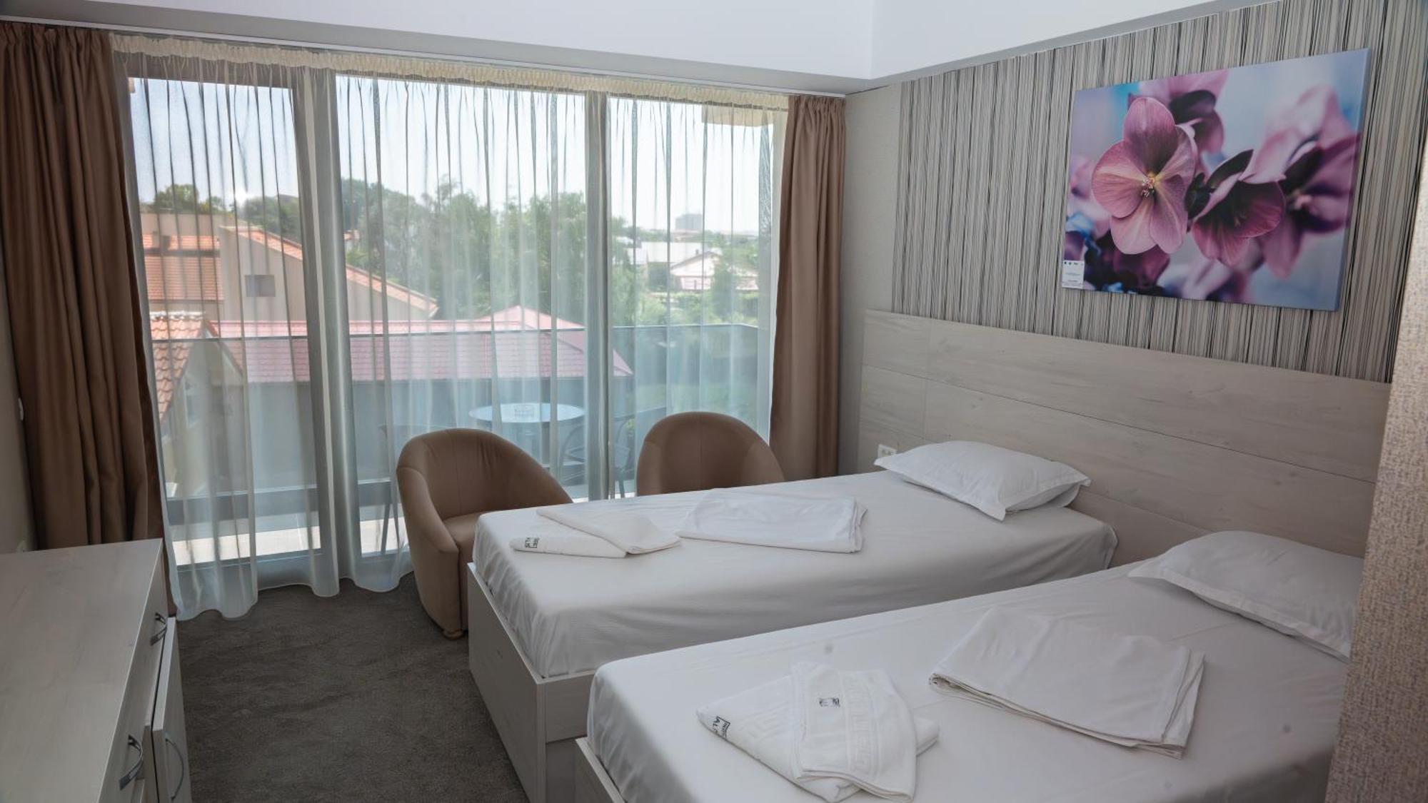 Hotel Alis Eforie Nord Εξωτερικό φωτογραφία